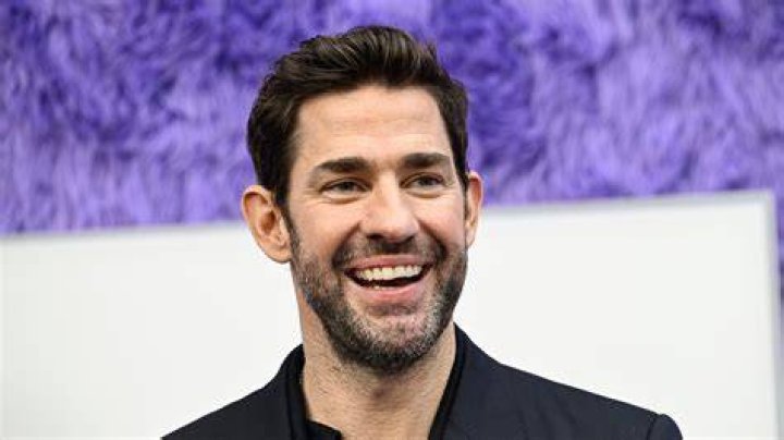 ﻿John Krasinski's Vacation of a Lifetime Parade Entertainment