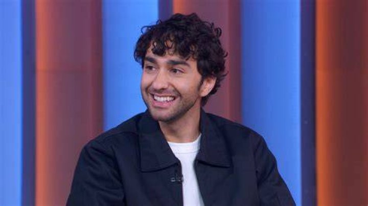 Alex Wolff Net Worth, Height, Age, Affair, Career, and More