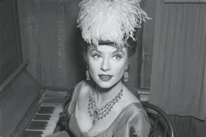 Amanda BlakeAnnex