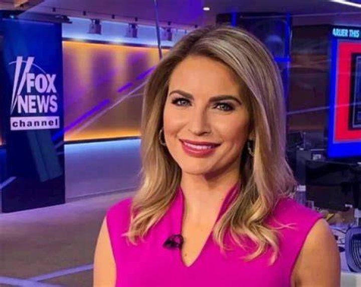Ashley Strohmier Bio, Age, Net Worth, Height, In Relation, Facts