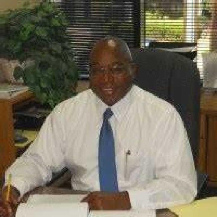 BERNARD HILTON LinkedIn