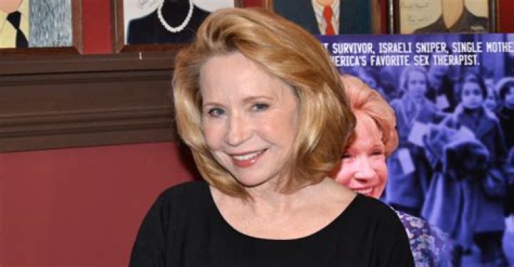 Debra Jo Rupp Wiki Bio, net worth, height, plastic surgery, husband