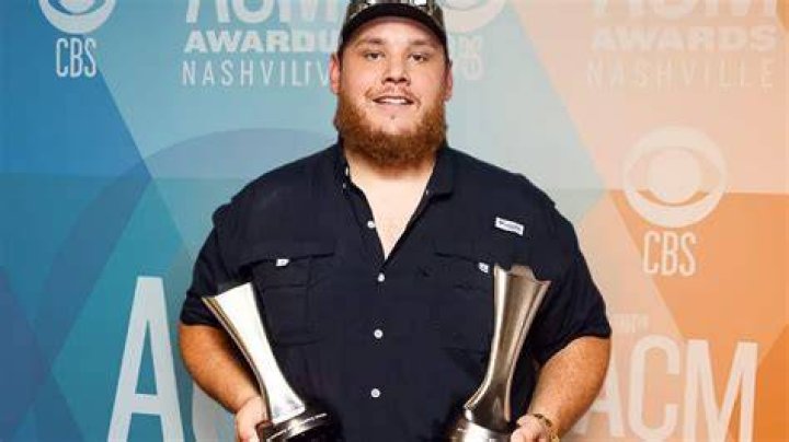 Did Luke Combs have a brother who passed away? Addressing the rumors