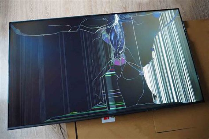 DIY Fixes For Your Broken TV Screen: Troubleshooting & Solutions