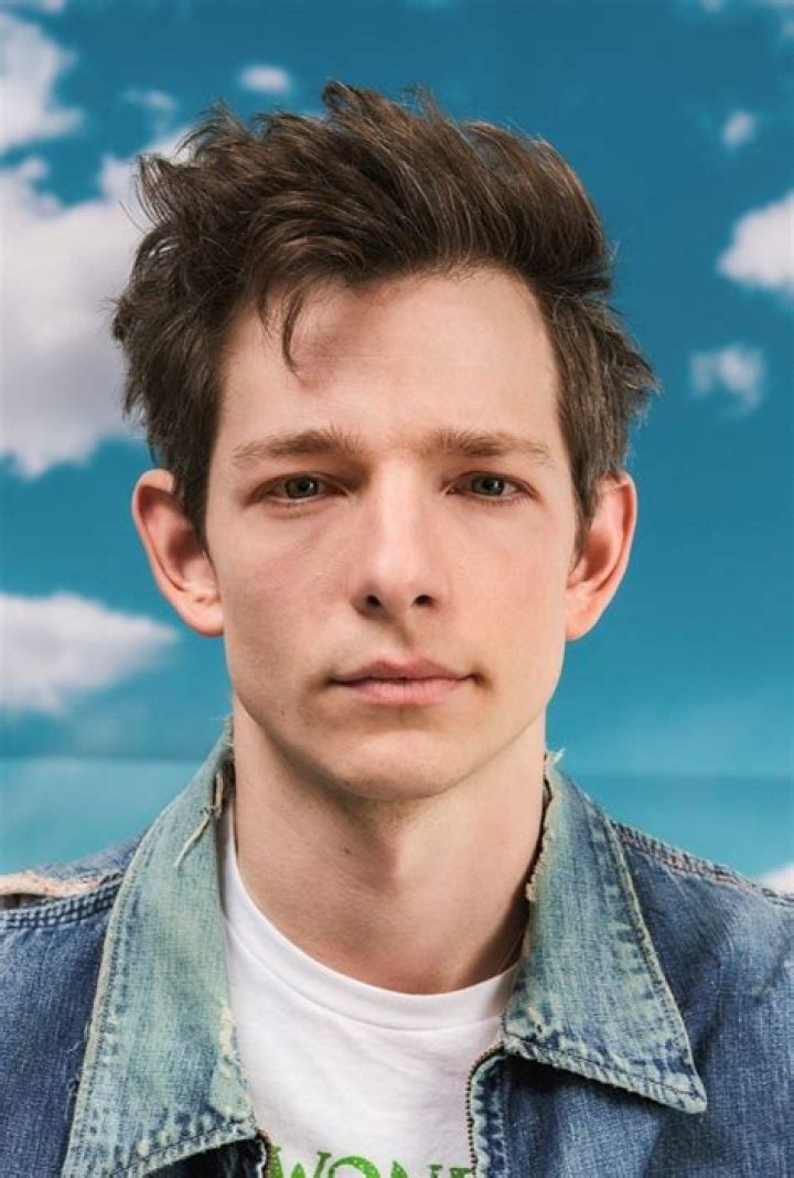 How is Mike Faist from &ldquo;Challengers&rdquo; now? His Girlfriend, Net Worth