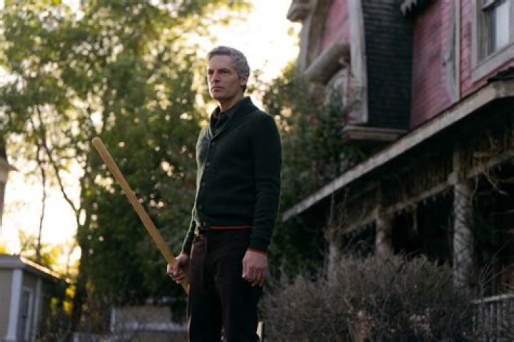Justin Kirk Explored TV's Unconventional Lead