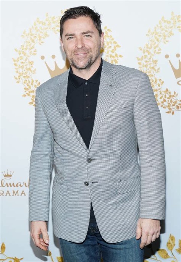 Kavan Smith as James in "Hello, It's Me" Hallmark Movies and Mysteries