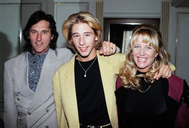 Kenny Chesney Parents: Meet His Father And Mother