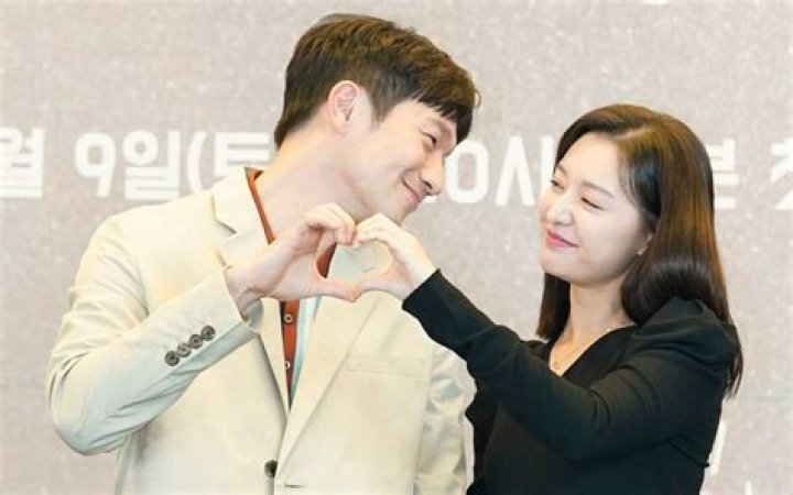 Kim Ji Won Dan Son Sok Ku Jadi Tokoh Utama Begini Ulasan Drama Korea