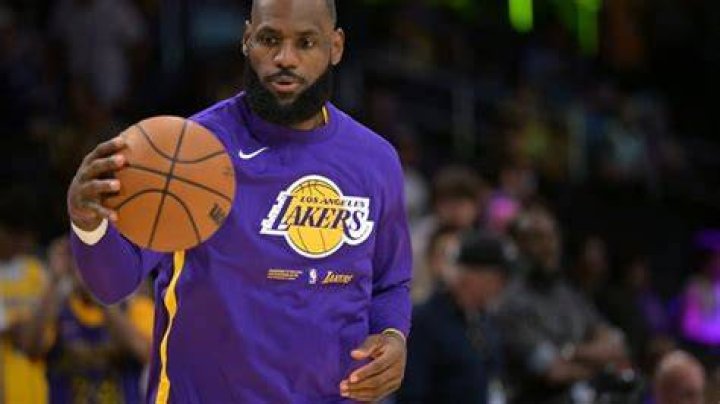 LeBron James' Alleged Side Chick Throws Shade at Blog for Pushing Their Affair Rumor Again