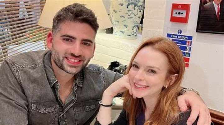Lindsay Lohan verr&auml;t Ehe mit Bader bringt sie zum L&auml;cheln