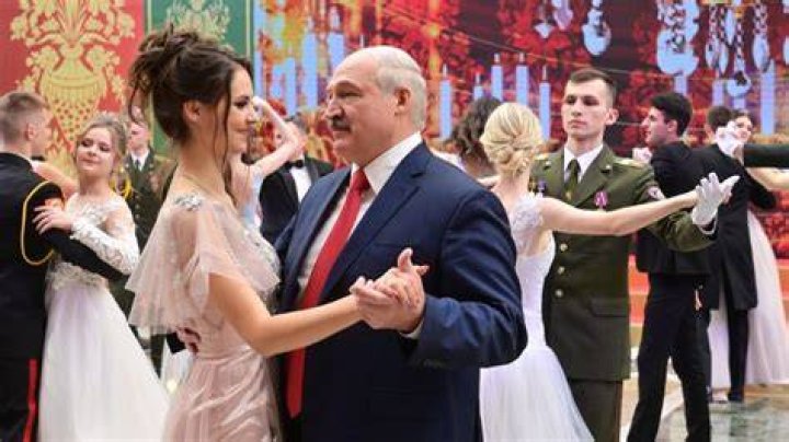 Lukashenko Wife / Alexander lukashenko remains formally married to his