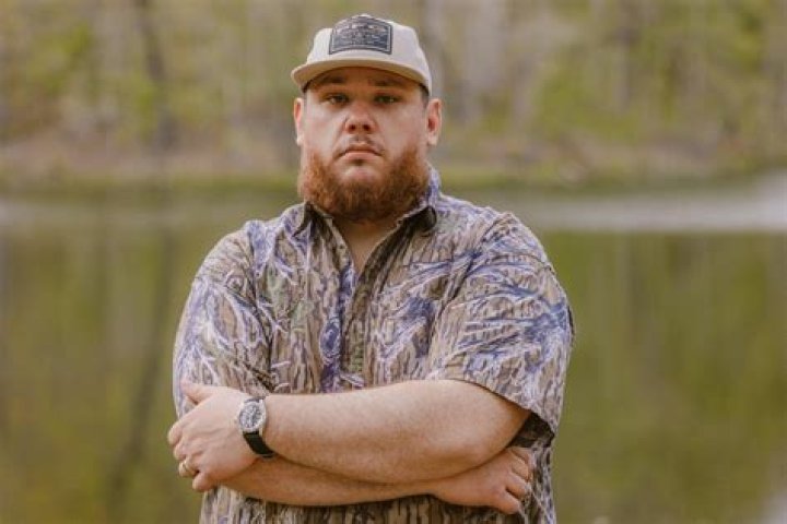 Luke Combs Would 'Really Love' to Lose Weight after Being Called 'Fat