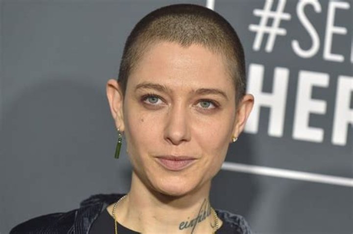 NonBinary Actor Asia Kate Dillon Opens Up About Their Style