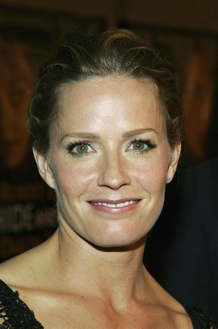 Rediscovering Elizabeth Shue: Her Enduring Legacy And Impact On Hollywood