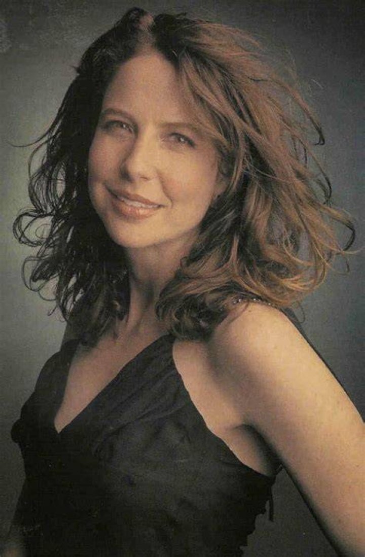 Robin Weigert (Actress) Wiki, Biography, Age, Boyfriend, Family, Facts