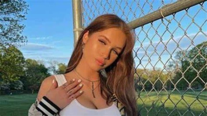 Ski Bri Onlyfans model who quit her job to a millionaire