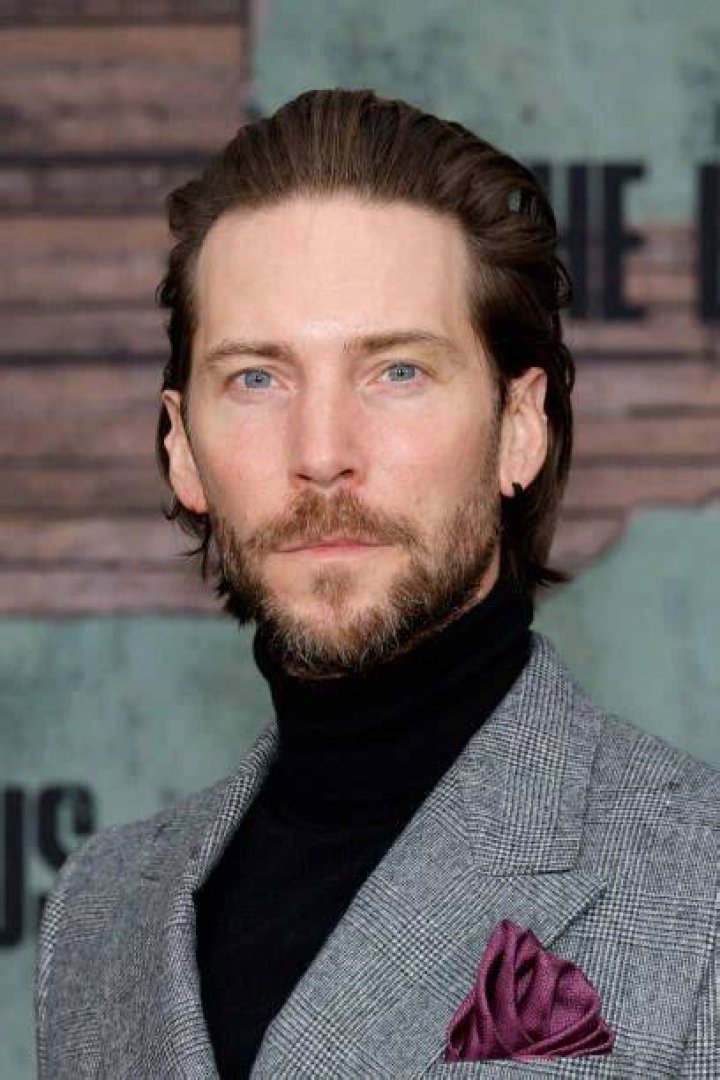 Troy Baker Bio & Wiki Net Worth, Age, Height & Weight